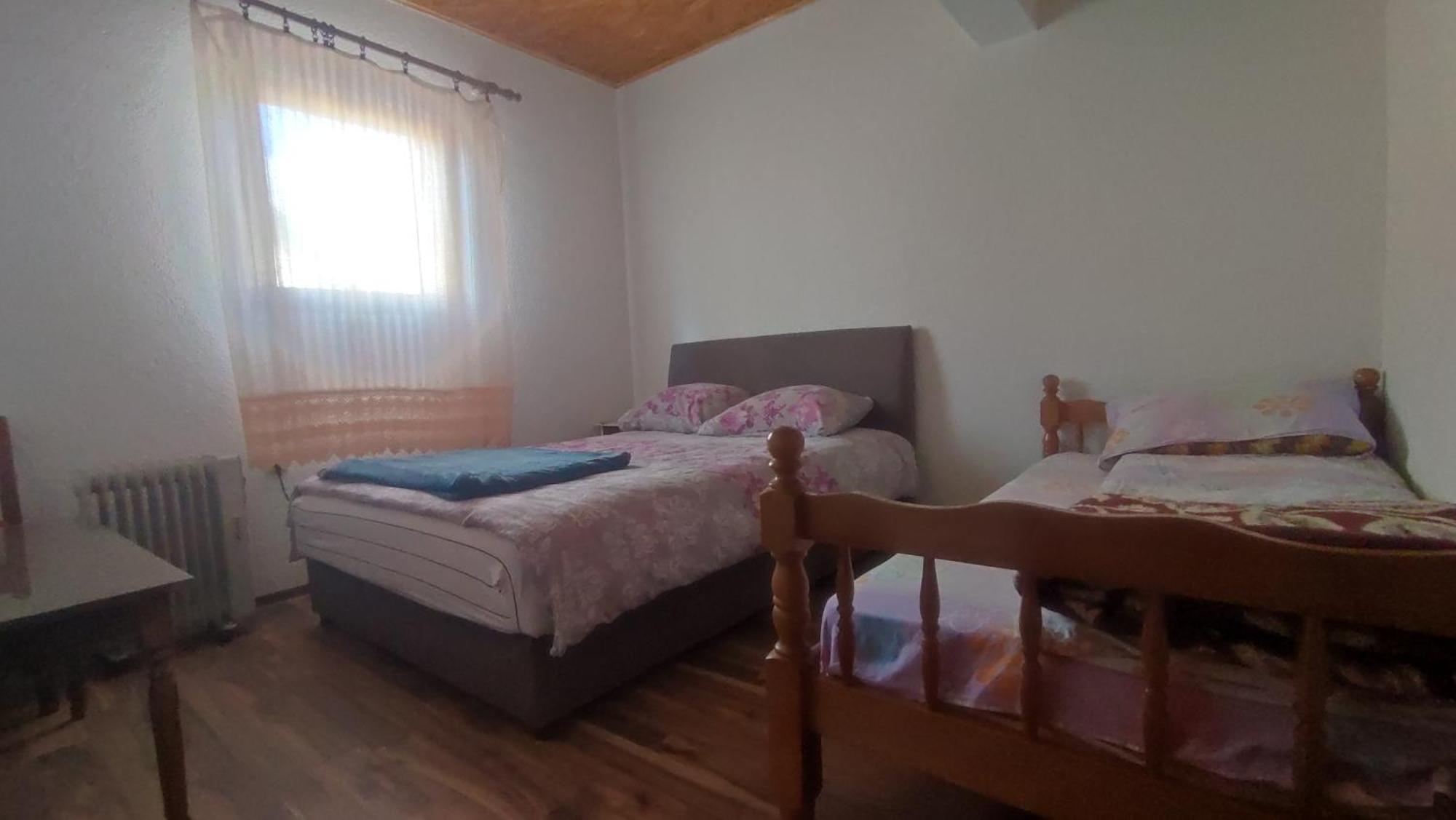 Apartments & Rooms Vitko Zabljak  Room photo
